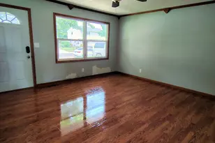 1036 Avenue E, Rochelle, IL 61068 - Photo 5