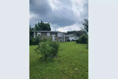 190 Boulder Hill Pass, Montgomery, IL 60538 - Photo 1