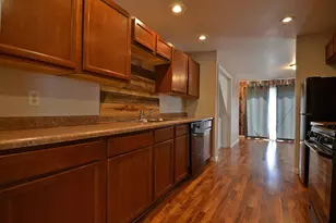 2116 Champlain St, Ottawa, IL 61350 - Photo 3