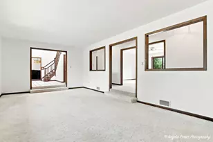 33481 N Christa Dr, Ingleside, IL 60041 - Photo 7