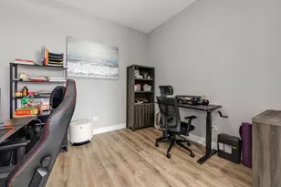 8300 Concord Dr, Morton Grove, IL 60053 - Photo 11