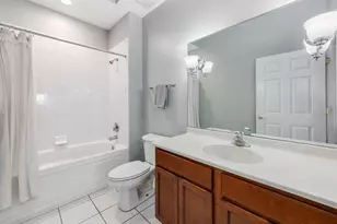 8300 Concord Dr, Morton Grove, IL 60053 - Photo 13