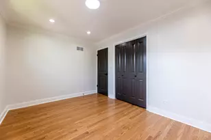 9S215 Florence Ave, Downers Grove, IL 60516 - Photo 17