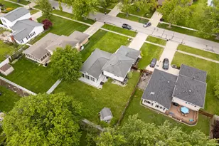 9S215 Florence Ave, Downers Grove, IL 60516 - Photo 27