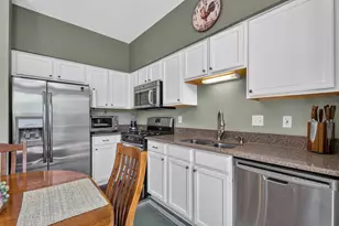 21249 W Edison Ln, Plainfield, IL 60544 - Photo 5