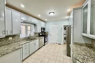 5618 N Artesian Ave, Chicago, IL 60659 - Photo 9