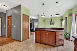 1160 S Heritage Dr, Diamond, IL 60416 - Photo 7