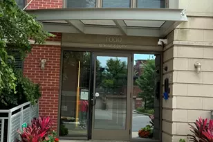 1000 N Kingsbury St, Chicago, IL 60610 - Photo 1