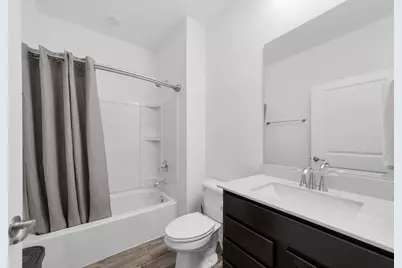 135 S Devoe Drive, Oswego, IL 60543 - Photo 15