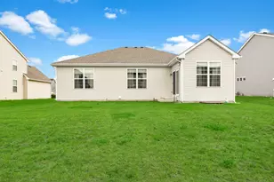 135 S Devoe Dr, Oswego, IL 60543 - Photo 23