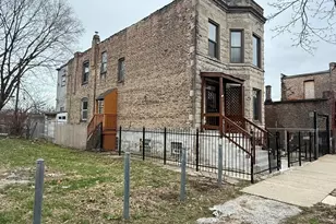 6049 S Champlain Ave, Chicago, IL 60637 - Photo 3