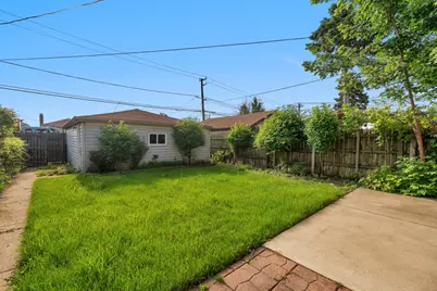 5035 S Kilpatrick Avenue, Chicago, IL 60632 - Photo 3