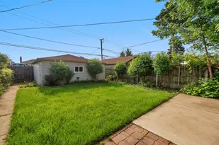 5035 S Kilpatrick Ave, Chicago, IL 60632 - Photo 3