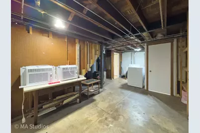 216 Wilcox Avenue, Elgin, IL 60123 - Photo 27