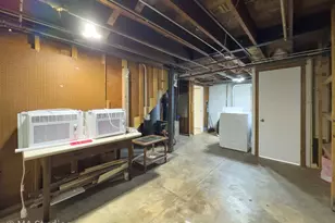 216 Wilcox Ave, Elgin, IL 60123 - Photo 27