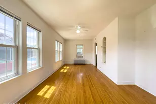 216 Wilcox Ave, Elgin, IL 60123 - Photo 5