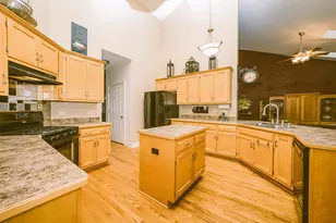 12819 Waterford Blvd, Plainfield, IL 60585 - Photo 5