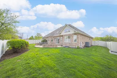 12819 Waterford Boulevard, Plainfield, IL 60585 - Photo 3