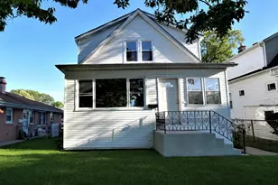 2224 Foster St, Evanston, IL 60201 - Photo 1
