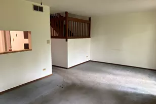 450 Brandy Dr, Crystal Lake, IL 60014 - Photo 5