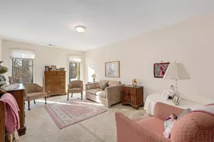 1S055 Spring Rd, Oakbrook Terrace, IL 60181 - Photo 13