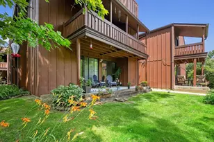1S055 Spring Rd, Oakbrook Terrace, IL 60181 - Photo 17