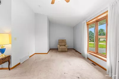 285 E Legner Street, Leland, IL 60531 - Photo 3