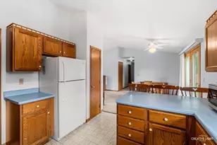 285 E Legner St, Leland, IL 60531 - Photo 7