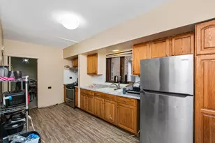 7918 S Champlain Ave, Chicago, IL 60619 - Photo 9