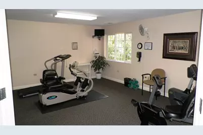 [Address not provided], East Dundee, IL 60118 - Photo 5
