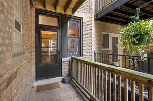 846 W Newport Ave, Chicago, IL 60657 - Photo 15
