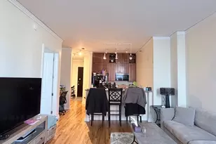 170 W Polk St, Chicago, IL 60605 - Photo 5