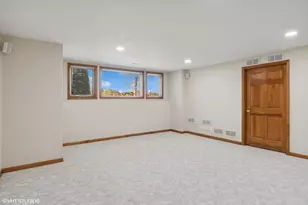 2327 Flat Rock Ct, Naperville, IL 60564 - Photo 19