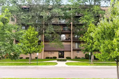 1380 Oakwood Avenue #204, Des Plaines, IL 60016 - Photo 1