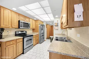 1380 Oakwood Ave, Des Plaines, IL 60016 - Photo 5