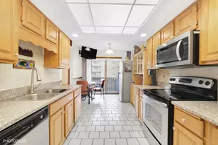 1380 Oakwood Ave, Des Plaines, IL 60016 - Photo 7