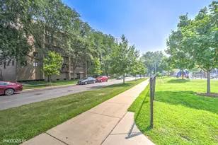 1380 Oakwood Ave, Des Plaines, IL 60016 - Photo 35