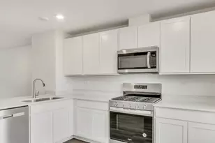 416 Lakeshore Ct, Saint Charles, IL 60174 - Photo 13