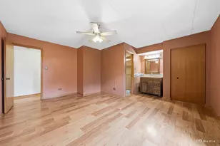10251 Major Ave, Oak Lawn, IL 60453 - Photo 13