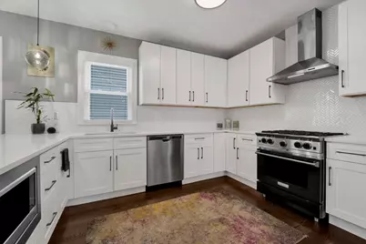 5845 W Cornelia Avenue, Chicago, IL 60634 - Photo 7