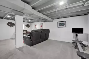 5845 W Cornelia Ave, Chicago, IL 60634 - Photo 23
