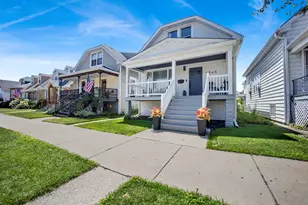 5845 W Cornelia Ave, Chicago, IL 60634 - Photo 1