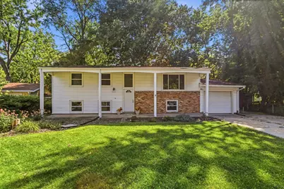 1906 Crescent Drive, Champaign, IL 61821 - Photo 1