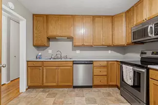 1906 Crescent Dr, Champaign, IL 61821 - Photo 15