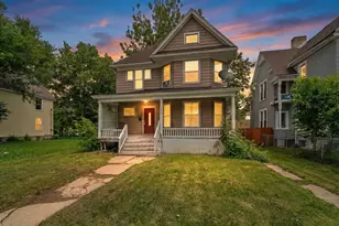 935 N Court St, Rockford, IL 61103 - Photo 1