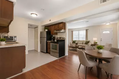 2208 Ramsey Circle, Schaumburg, IL 60194 - Photo 7