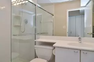 230 E Ontario St, Chicago, IL 60611 - Photo 5