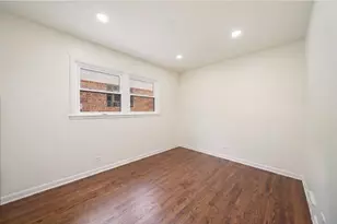 4605 N Harding Ave, Chicago, IL 60625 - Photo 9