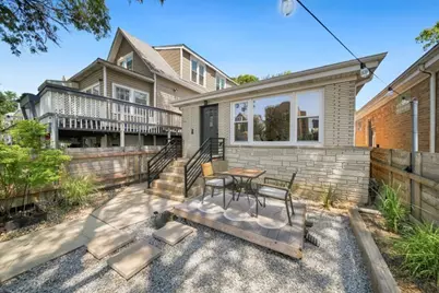 4605 N Harding Avenue, Chicago, IL 60625 - Photo 1