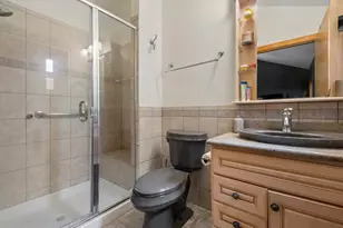 6048 N Landers Ave, Chicago, IL 60646 - Photo 11
